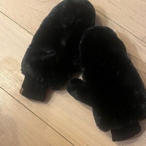 Black Faux Fur Mittens